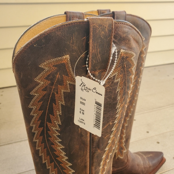 Macie Bean Brown Leather Snip Toe Western Women's Boots Size 6 M - Picture 13 of 16